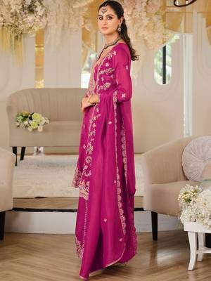 women ethnic motifs embroidered regular thread work kurta with palazzos & with dupatta 6