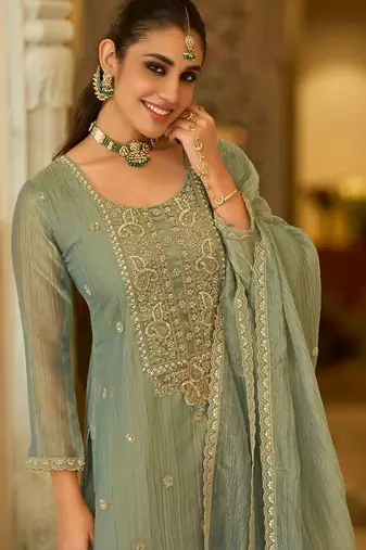 women ethnic motifs embroidered regular thread work kurta with palazzos & with dupatta