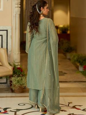 women ethnic motifs embroidered regular thread work kurta with palazzos & with dupatta 7
