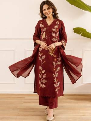 women ethnic motifs embroidered regular thread work cotton kurta with palazzos & with dupatta 1