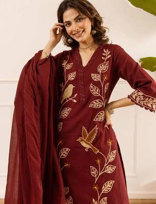 women ethnic motifs embroidered regular thread work cotton kurta with palazzos & with dupatta 2