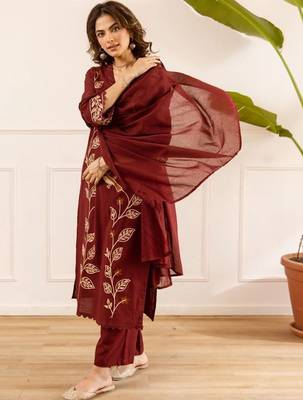 women ethnic motifs embroidered regular thread work cotton kurta with palazzos & with dupatta 3