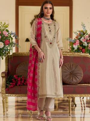 women ethnic motifs embroidered regular beads and stones kurta with trousers & with dupatta 2