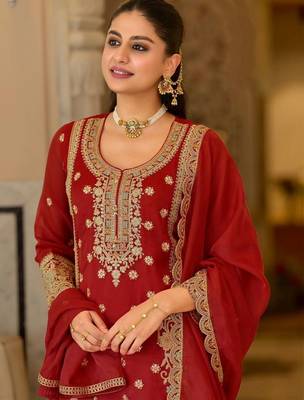 women ethnic motifs embroidered regular thread work kurta with palazzos & with dupatta 4