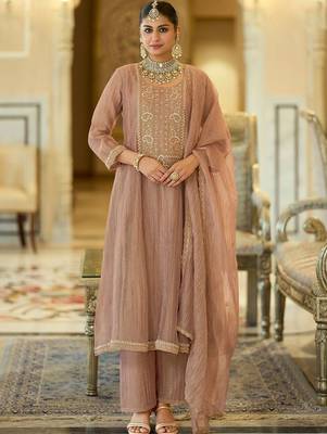 women ethnic motifs embroidered regular sequinned kurta with trousers & with dupatta 5