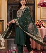 women ethnic motifs embroidered regular mirror work liva kurta with trousers & with dupatta