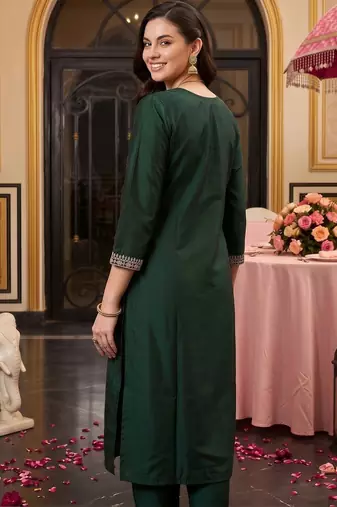 women ethnic motifs embroidered regular mirror work liva kurta with trousers & with dupatta