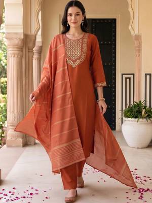 women ethnic motifs embroidered regular thread work kurta with trousers & with dupatta 1