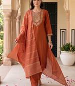 women ethnic motifs embroidered regular thread work kurta with trousers & with dupatta