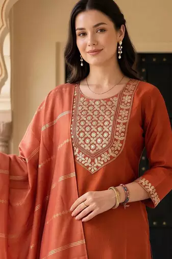 women ethnic motifs embroidered regular thread work kurta with trousers & with dupatta