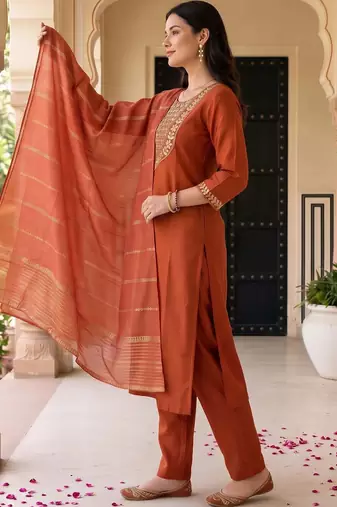 women ethnic motifs embroidered regular thread work kurta with trousers & with dupatta