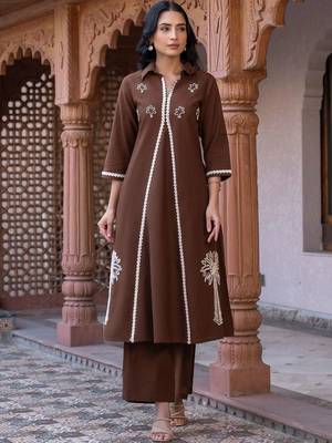 women ethnic motifs embroidered regular thread work cotton kurta with trousers 1
