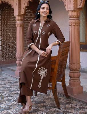 women ethnic motifs embroidered regular thread work cotton kurta with trousers 4