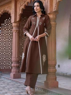 women ethnic motifs embroidered regular thread work cotton kurta with trousers 6