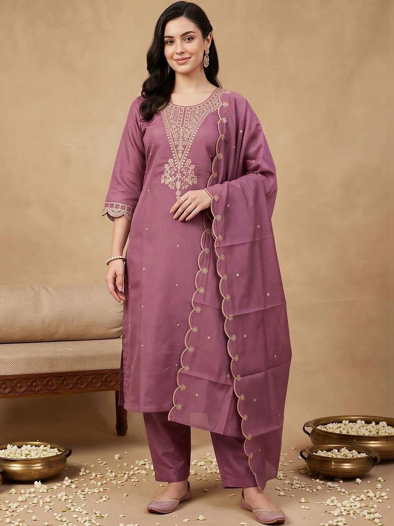women ethnic motifs embroidered regular thread work kurta with trousers & with dupatta