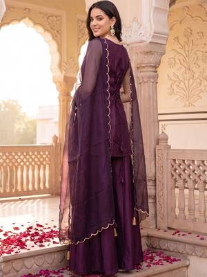 women regular kurta with palazzos & with dupatta 4