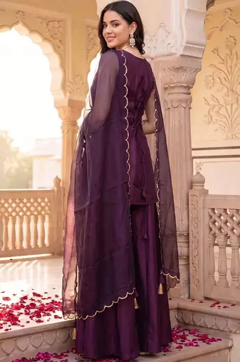 women regular kurta with palazzos & with dupatta