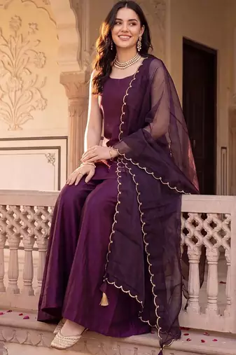 women regular kurta with palazzos & with dupatta