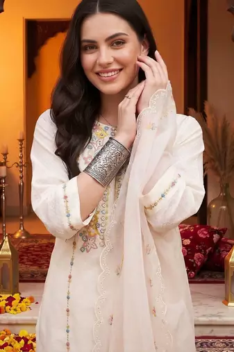 women ethnic motifs embroidered regular thread work cotton kurta with trousers & with dupatta