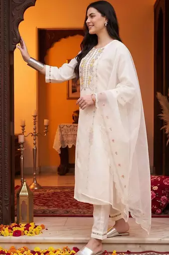 women ethnic motifs embroidered regular thread work cotton kurta with trousers & with dupatta