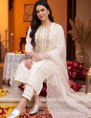 women ethnic motifs embroidered regular thread work cotton kurta with trousers & with dupatta 5