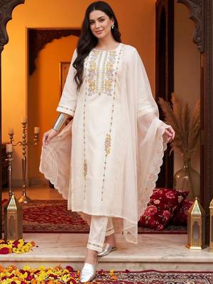 women ethnic motifs embroidered regular thread work cotton kurta with trousers & with dupatta 6