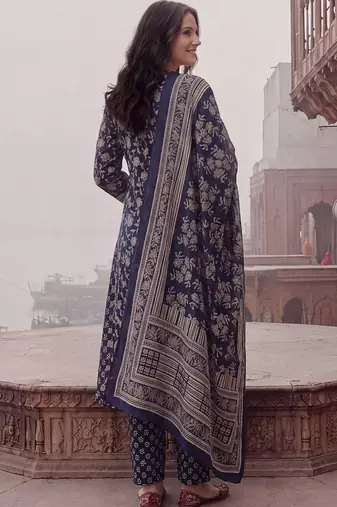 women ethnic motifs printed regular cotton kurta with trousers & with dupatta