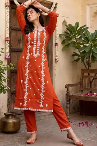 women ethnic motifs embroidered regular thread work kurta with trousers