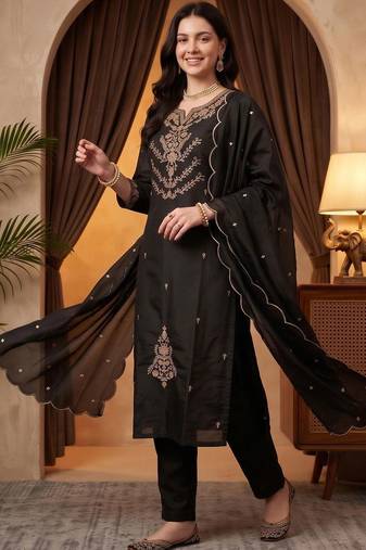 women ethnic motifs embroidered regular thread work kurta with trousers & with dupatta