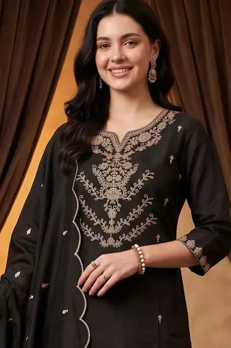 women ethnic motifs embroidered regular thread work kurta with trousers & with dupatta