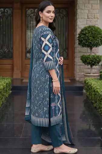 women printed regular cotton kurta with trousers & with dupatta
