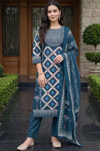 women printed regular cotton kurta with trousers & with dupatta