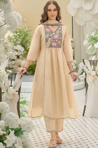 women ethnic motifs embroidered empire patchwork kurta with trousers & with dupatta