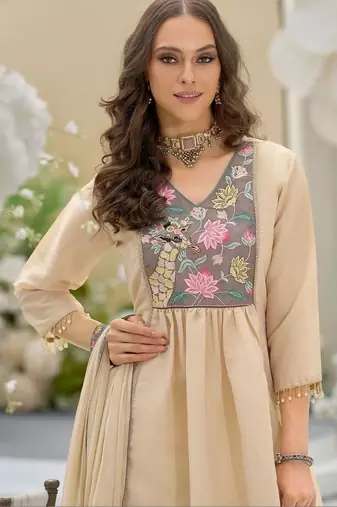 women ethnic motifs embroidered empire patchwork kurta with trousers & with dupatta