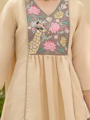 women ethnic motifs embroidered empire patchwork kurta with trousers & with dupatta 5