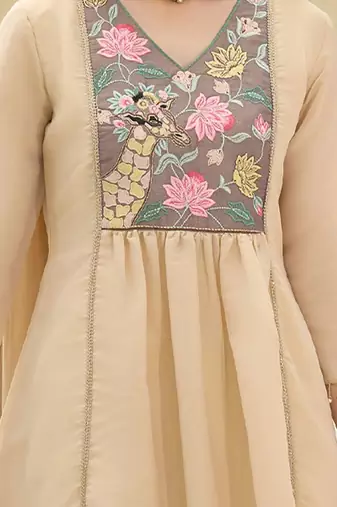 women ethnic motifs embroidered empire patchwork kurta with trousers & with dupatta