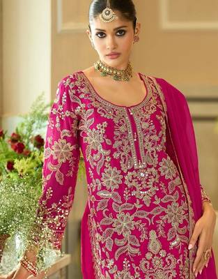 women ethnic motifs embroidered regular kurta with sharara & with dupatta 2