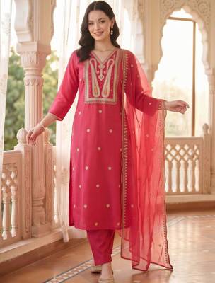 women ethnic motifs embroidered regular liva kurta with trousers & with dupatta 2