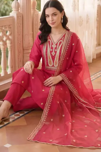 women ethnic motifs embroidered regular liva kurta with trousers & with dupatta