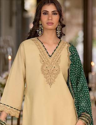 women ethnic motifs embroidered regular thread work kurta with trousers & with dupatta 2