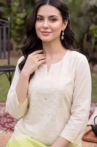 women ethnic motifs embroidered regular thread work cotton kurta with trousers & with dupatta