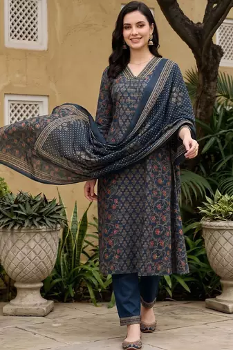 women ethnic motifs printed regular cotton kurta with trousers & with dupatta