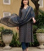 women ethnic motifs printed regular cotton kurta with trousers & with dupatta
