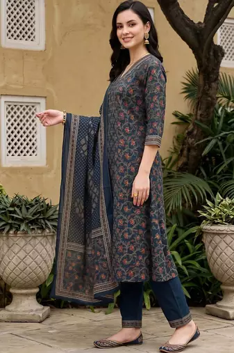 women ethnic motifs printed regular cotton kurta with trousers & with dupatta