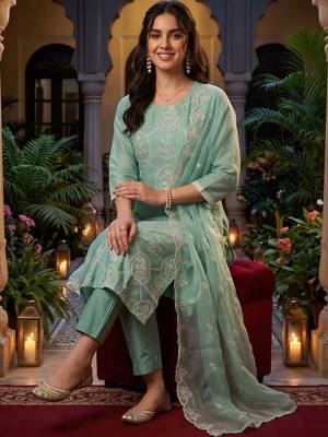 women ethnic motifs embroidered regular thread work kurta with trousers & with dupatta 5
