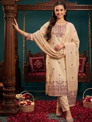 women ethnic motifs embroidered regular thread work chanderi silk kurta with trousers & with dupatta 1