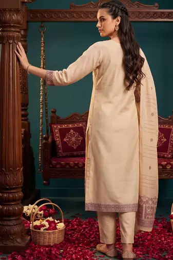 women ethnic motifs embroidered regular thread work chanderi silk kurta with trousers & with dupatta