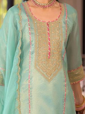women ethnic motifs embroidered regular thread work kurta with trousers & with dupatta 5