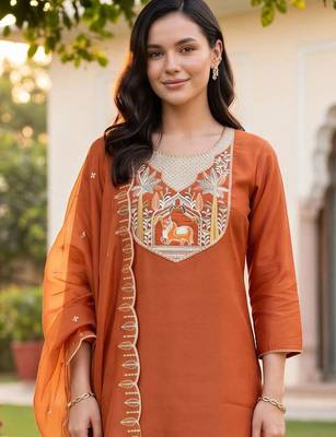 women ethnic motifs embroidered regular thread work kurta with trousers & with dupatta 2