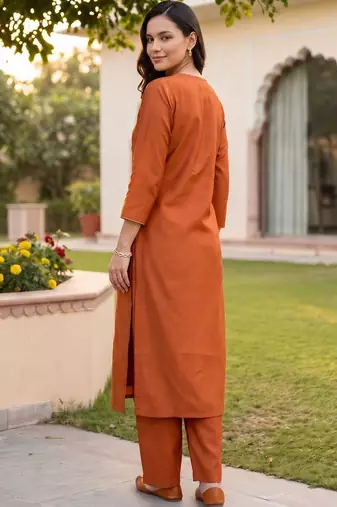 women ethnic motifs embroidered regular thread work kurta with trousers & with dupatta